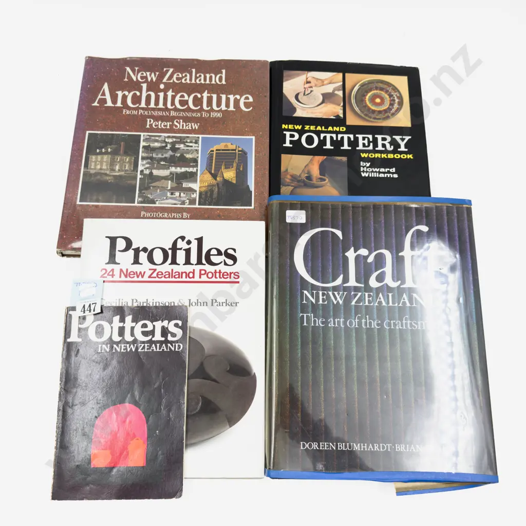 5 NZ Pottery, Craft & Architecture Reference Books Image 1++