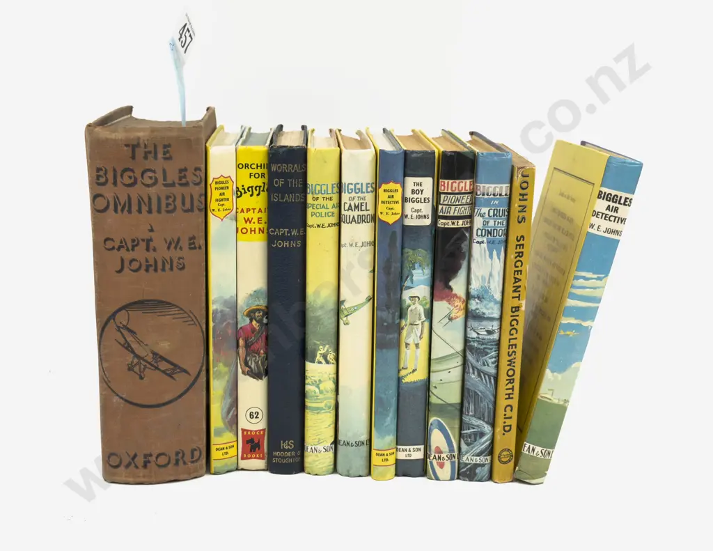 12 Biggles Books Image 1++
