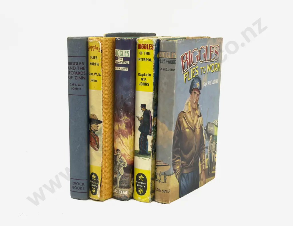 5 Biggles Books Image 1++