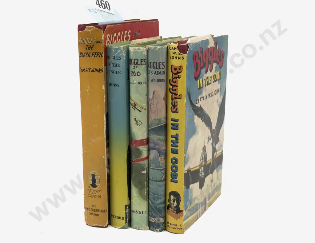 5 Biggles Books Image 1++