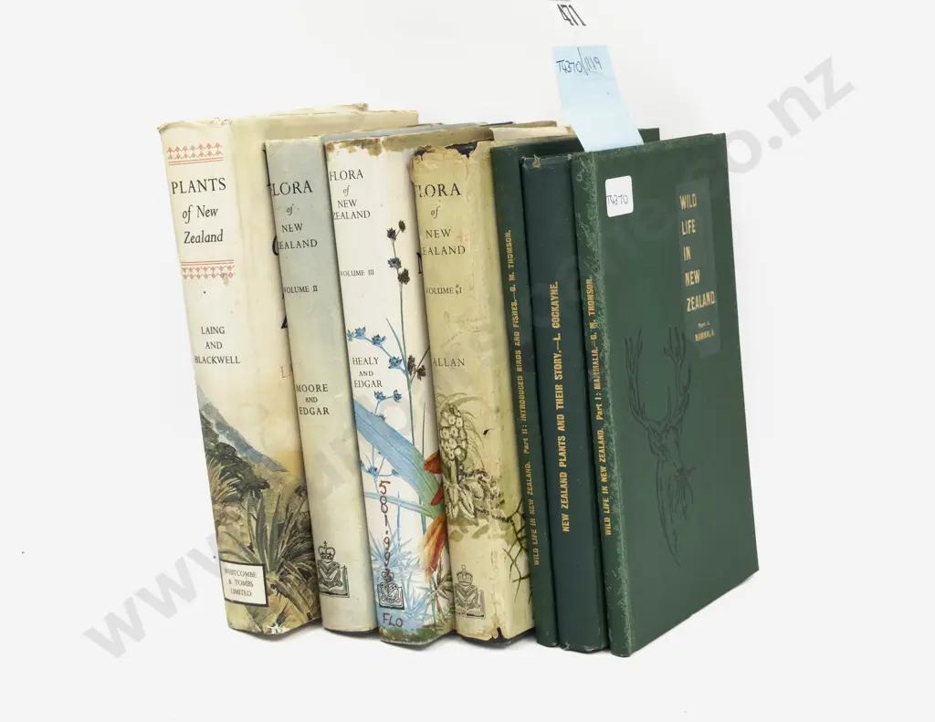 7 NZ Natural History Books Image 1++