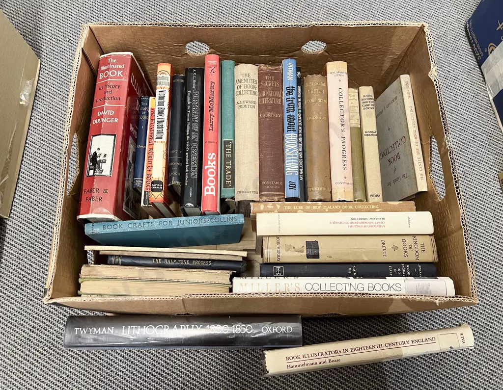Box of Books incl Book Collecting Lithography etc Image 1++