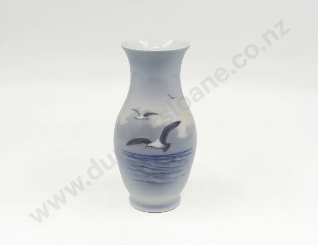 Royal Copenhagen Vase Image 1++