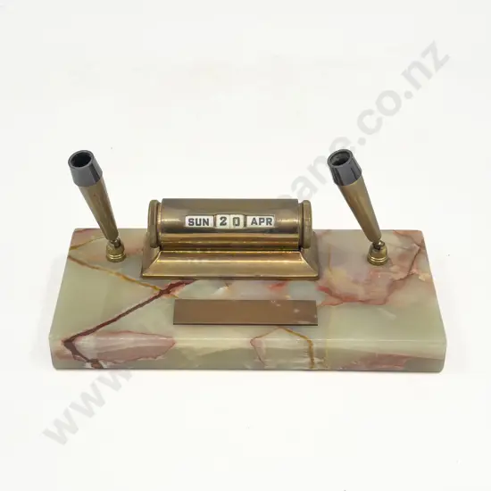 Calendar Desk Stand with Onyx Base