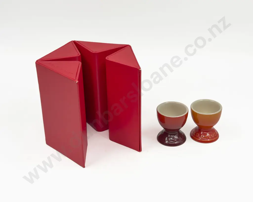 Pair of Le Creuset Eggcups with Folding Wine Rack Image 1++