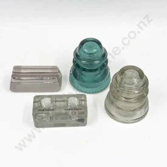 Four Pces of Vintage American Glass incl Insulators & Desk Stands