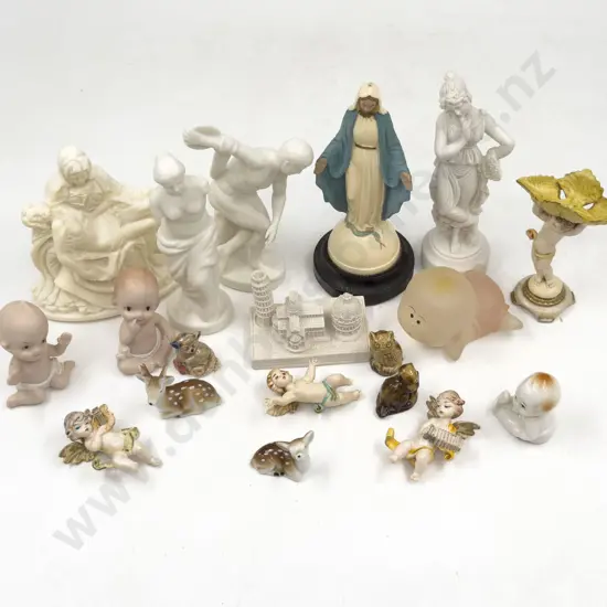 Box Qty of Assorted Figures & Ornaments