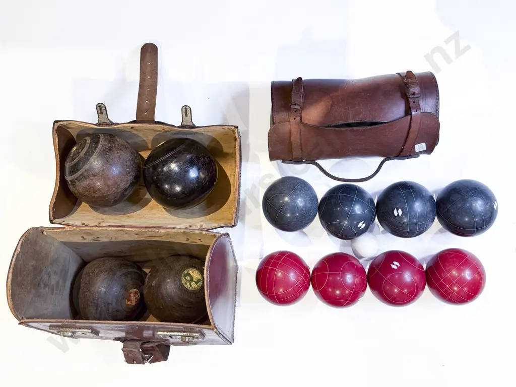 Qty of Assorted Lawn Bowls & Other Image 1++