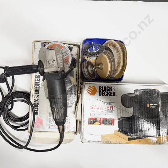 Boxed Black & Decker Sander Grinder & Sheet Sander