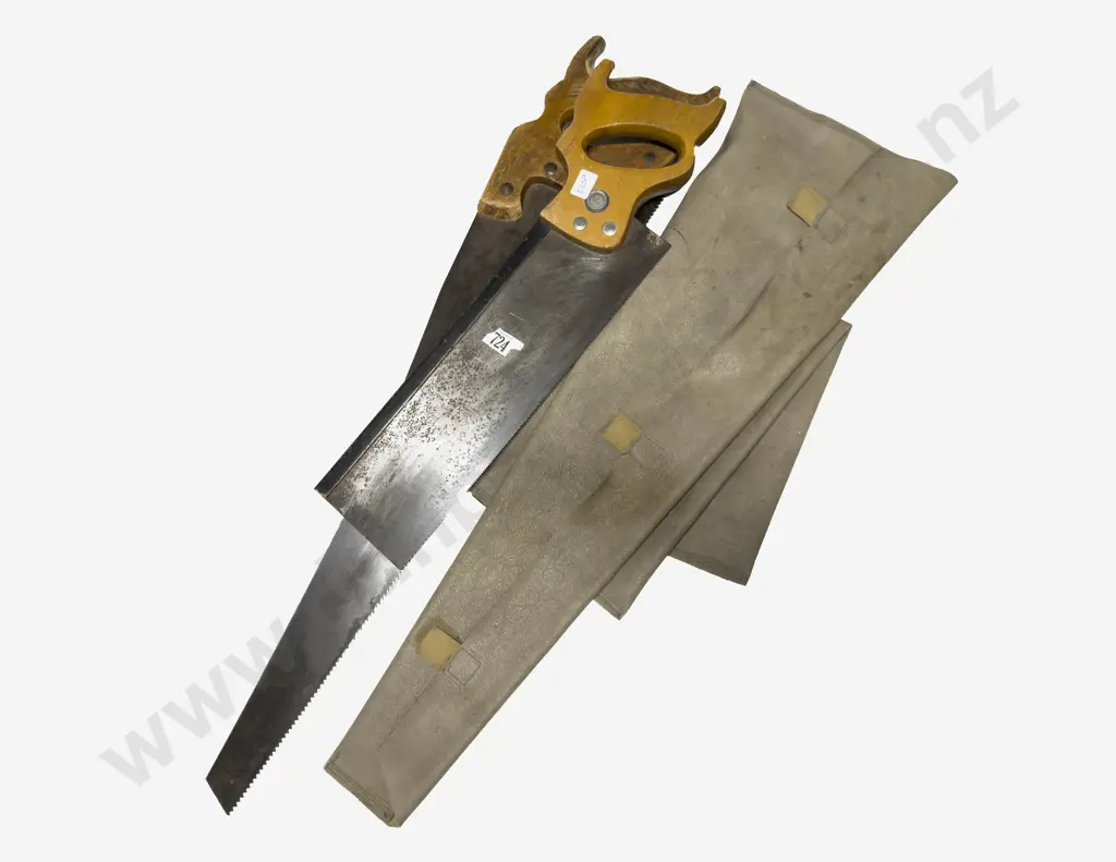 Qty of Assorted Handsaws Image 1++