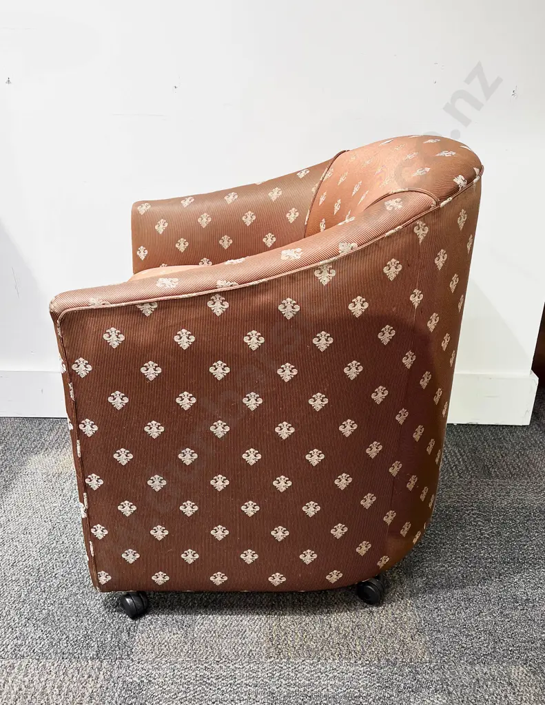 Modern Upholstered Tub Chair Image 1++