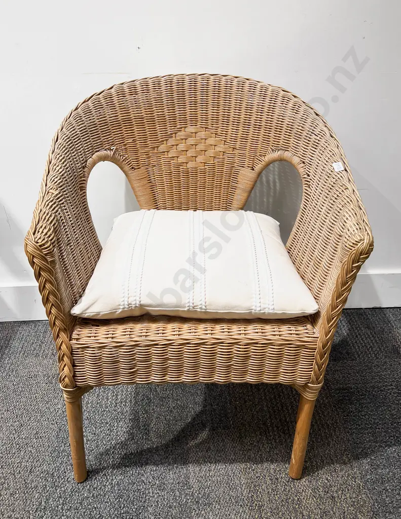 Wicker Conservatory Chair & Small Wicker Laundry Basket Image 1++