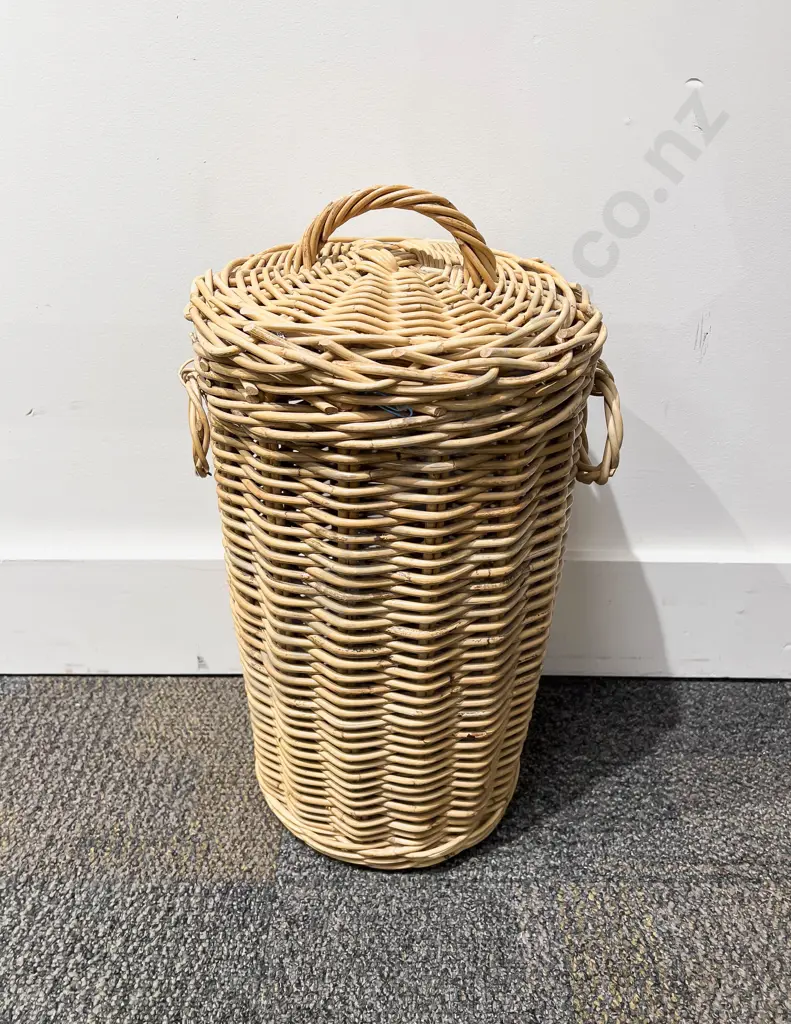 Wicker Conservatory Chair & Small Wicker Laundry Basket Image 1++