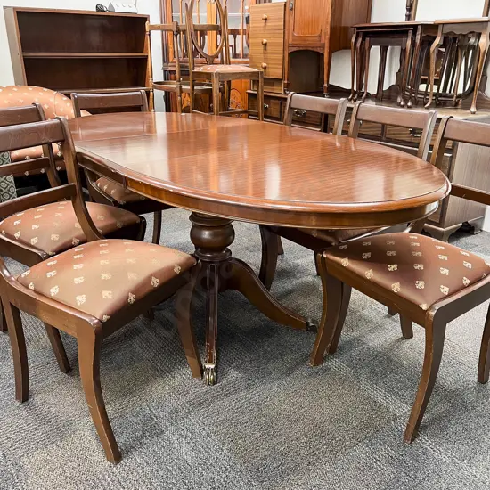 Mahogany Extension Dining Table & Six Dining Chairs