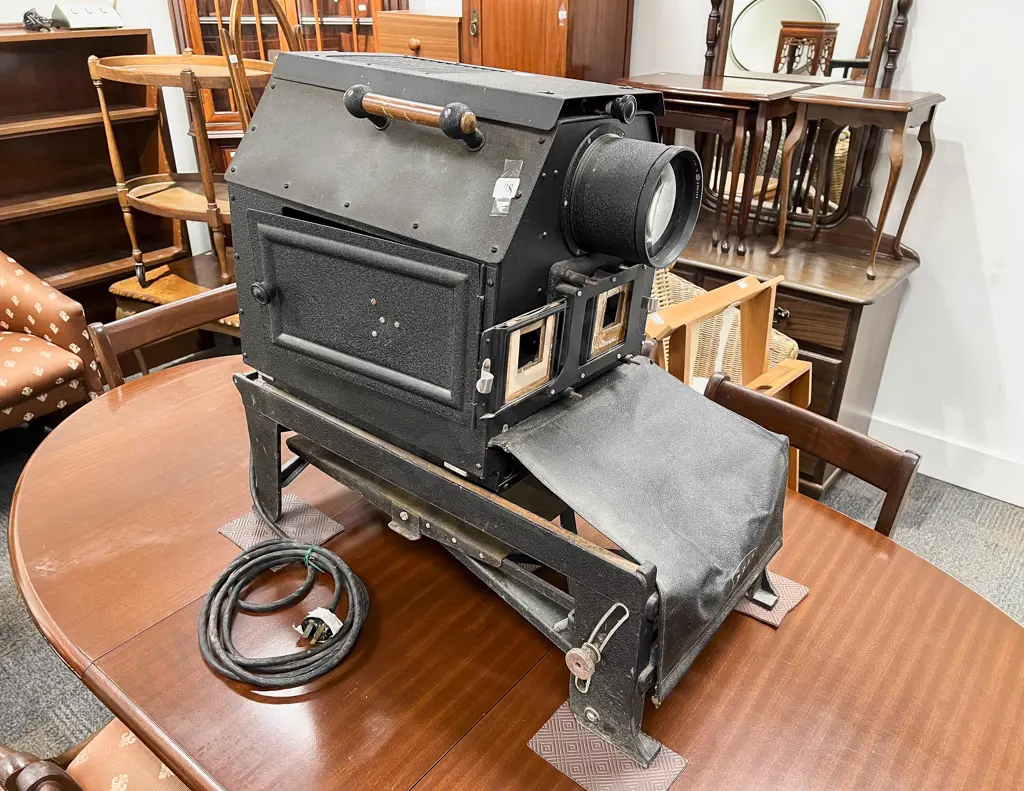 Ross London Vintage Slide Projector on Wrought Metal Base Image 1++