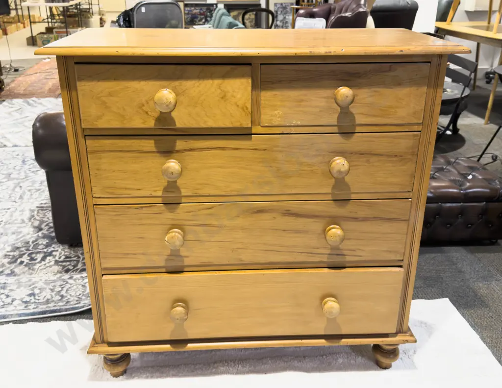 Colonial Kauri Chest of Drawers Image 1++