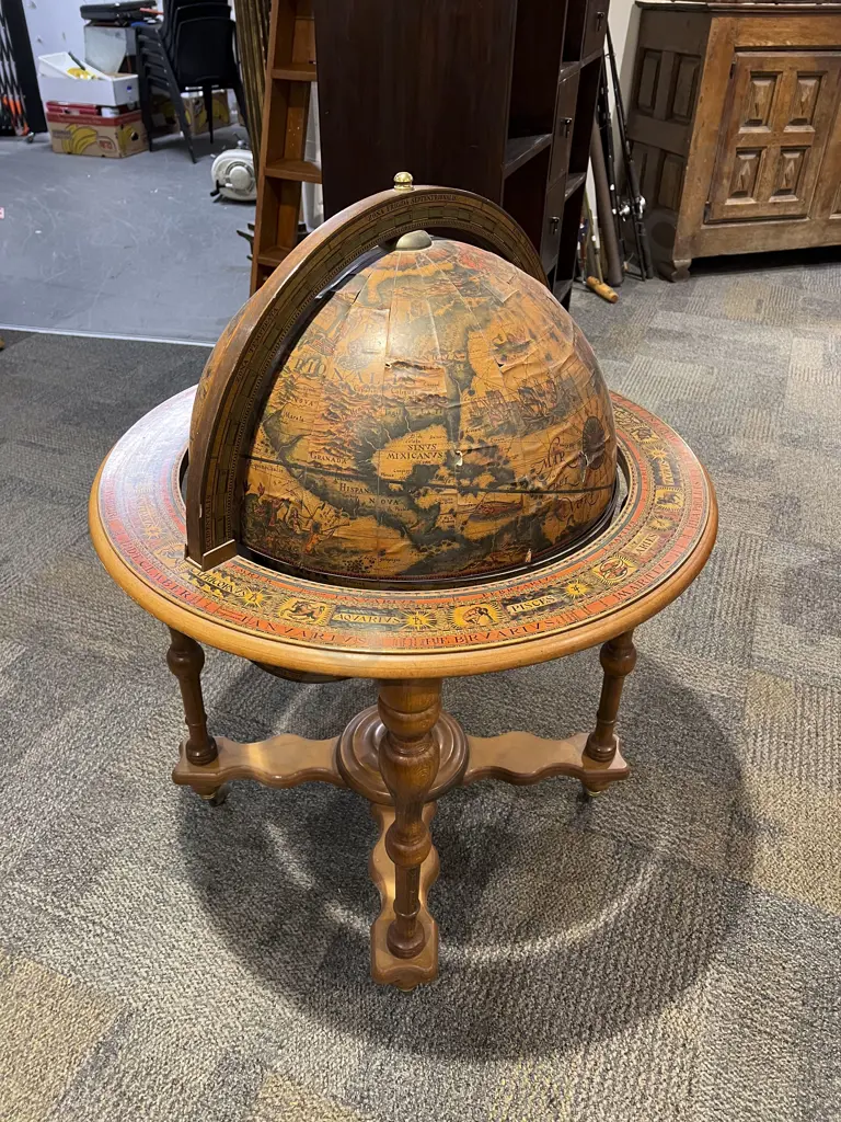 Mid Century Globe Bar Cabinet Image 1++