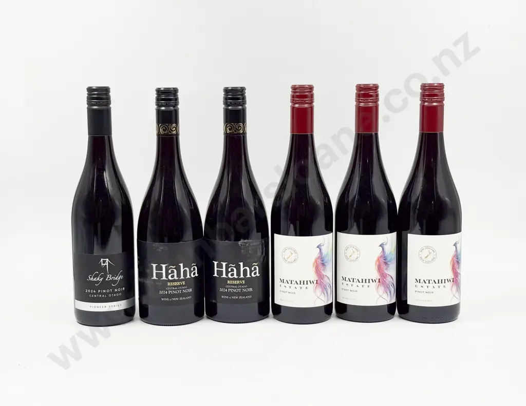 Six NZ Pinot Noir Image 1++