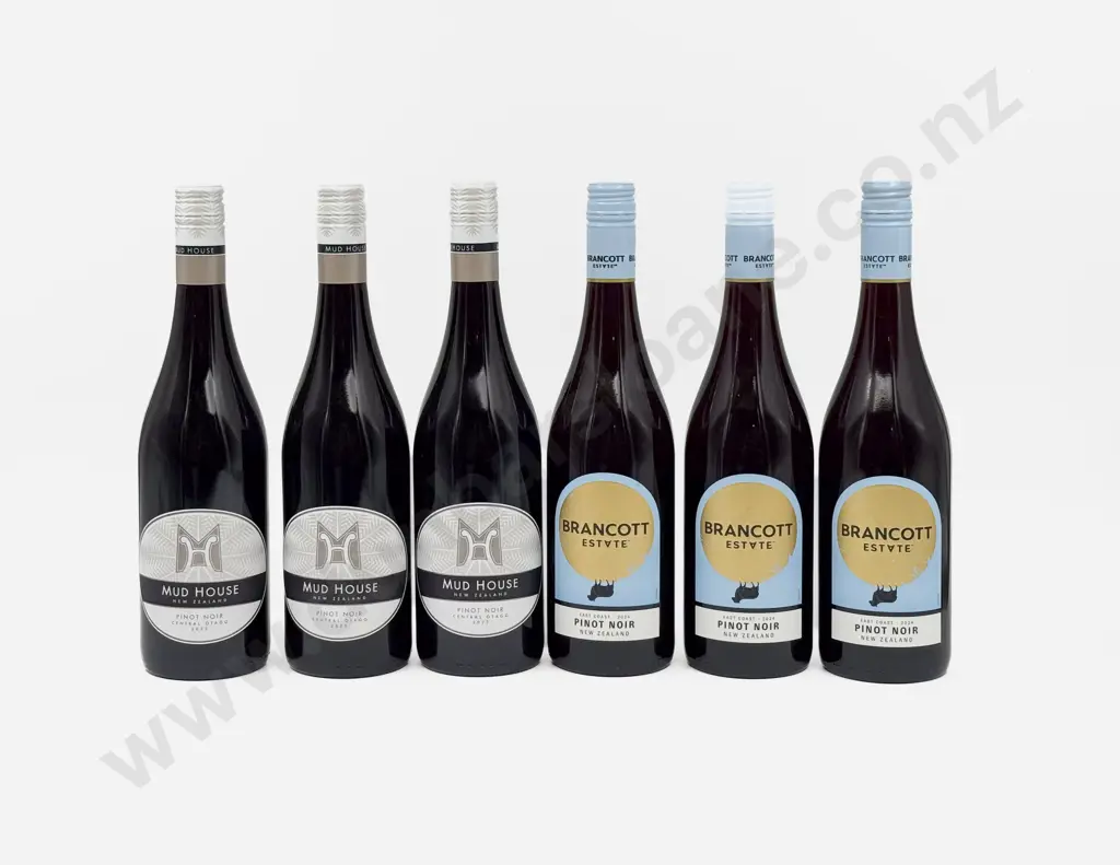 Six NZ Pinot Noir Image 1++