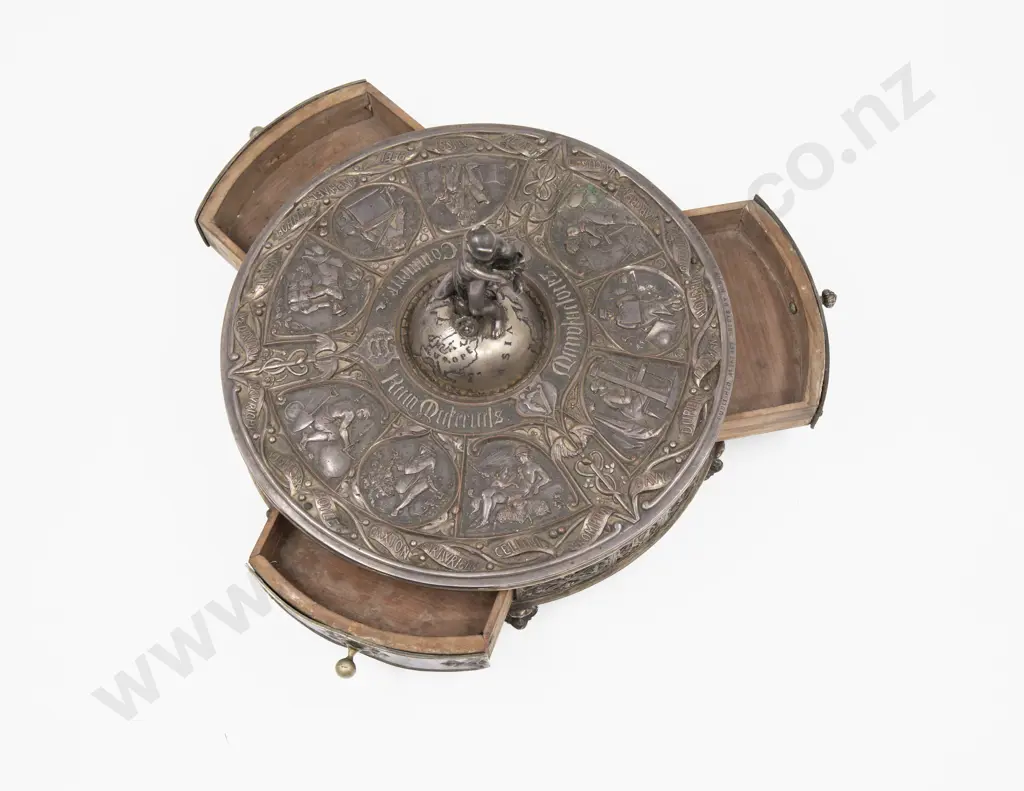 A Henry Elkington Commemorative S/P Inkwell Image 1++