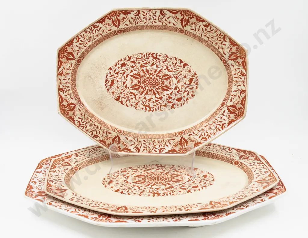 A Graduated Set of Three Mintons "Denmark" Pattern Meat Plates & Two Soup Bowls Image 1++