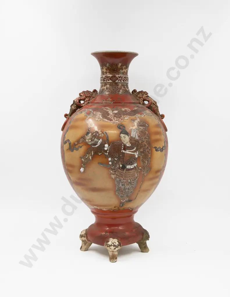 Large Japanese Satusma Vase Image 1++