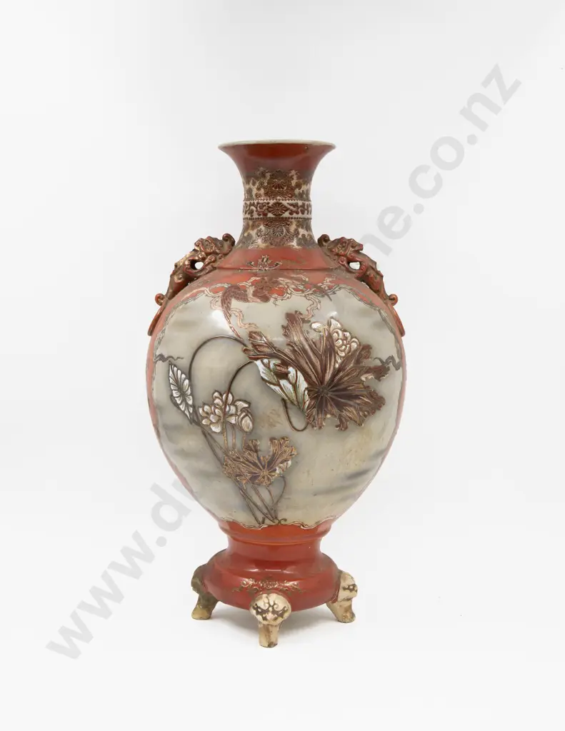 Large Japanese Satusma Vase Image 1++