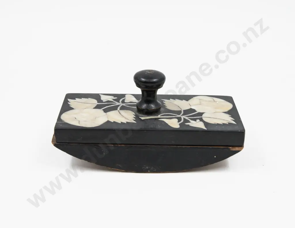 Edw Black Slate & MOP Inlaid Desk Blotter Image 1++