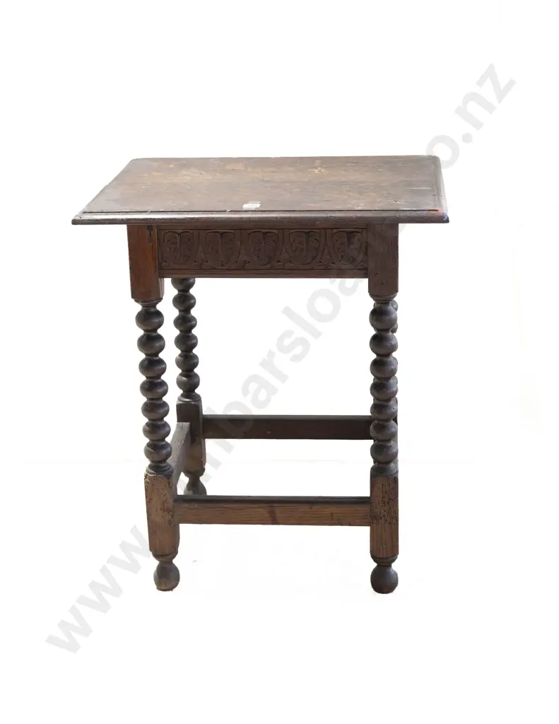 Small Early C18th Oak Side Table Image 1++