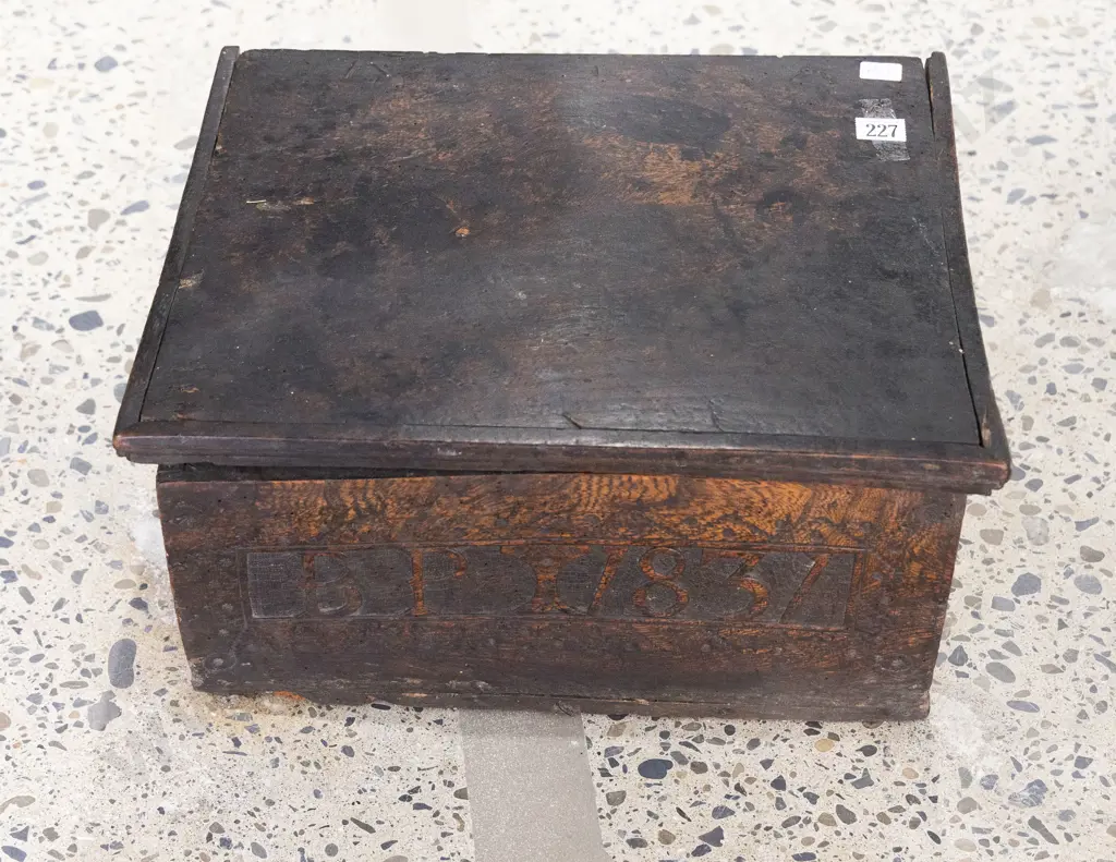 C18th Stained Oak Bible Box Image 1++