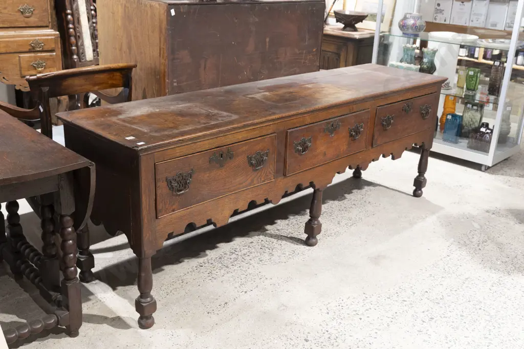 Geo II Oak Low Dresser Image 1++