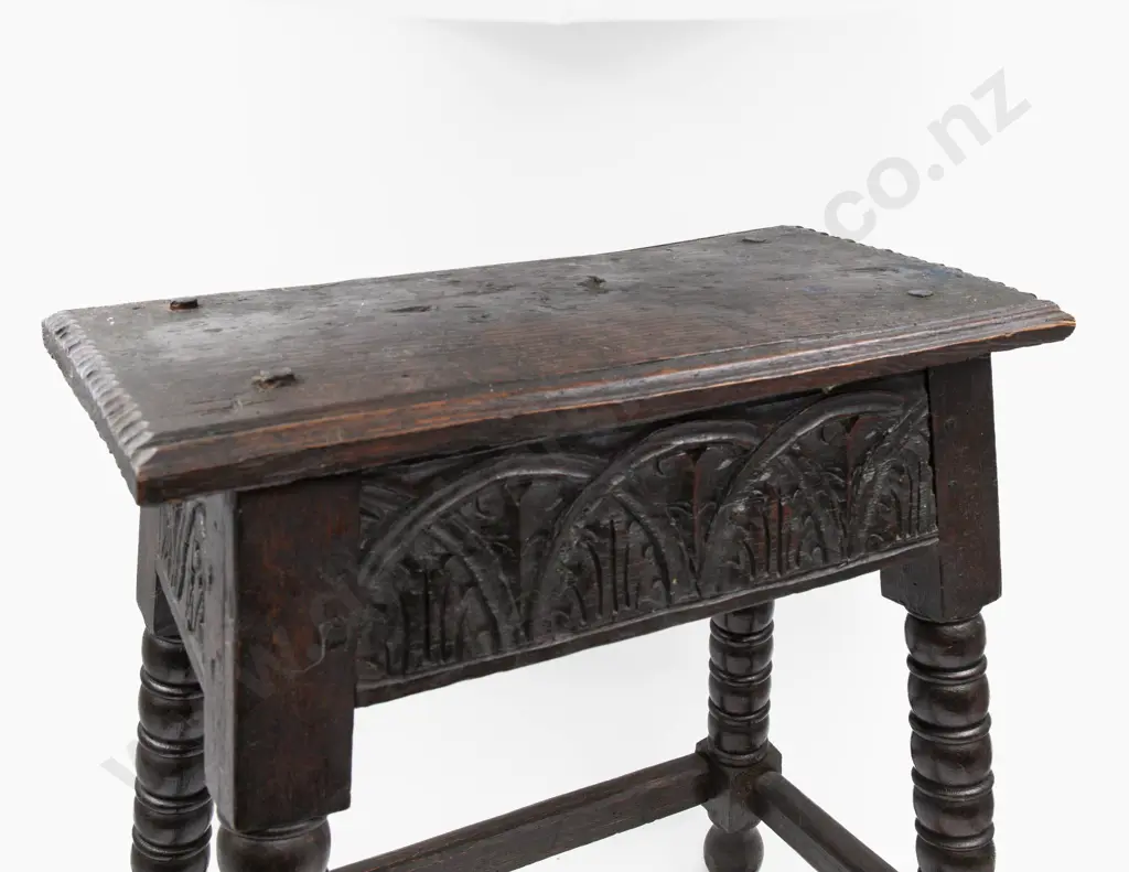 C17th Oak Joint Stool Image 1++