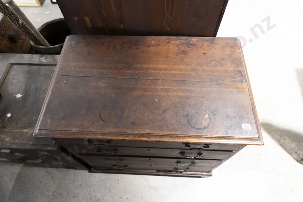 Geo III Oak Flat Front Chest Image 1++