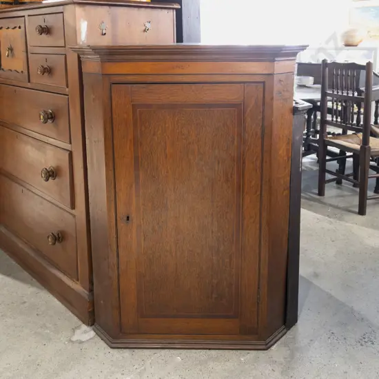 Geo III Oak Hanging Corner Cupboard