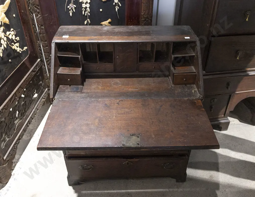 Geo III Oak Bureau Image 1++