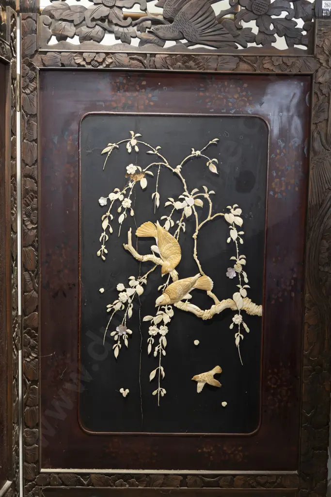 Late C19th Japanese Two Panel Dressing Screen Image 1++