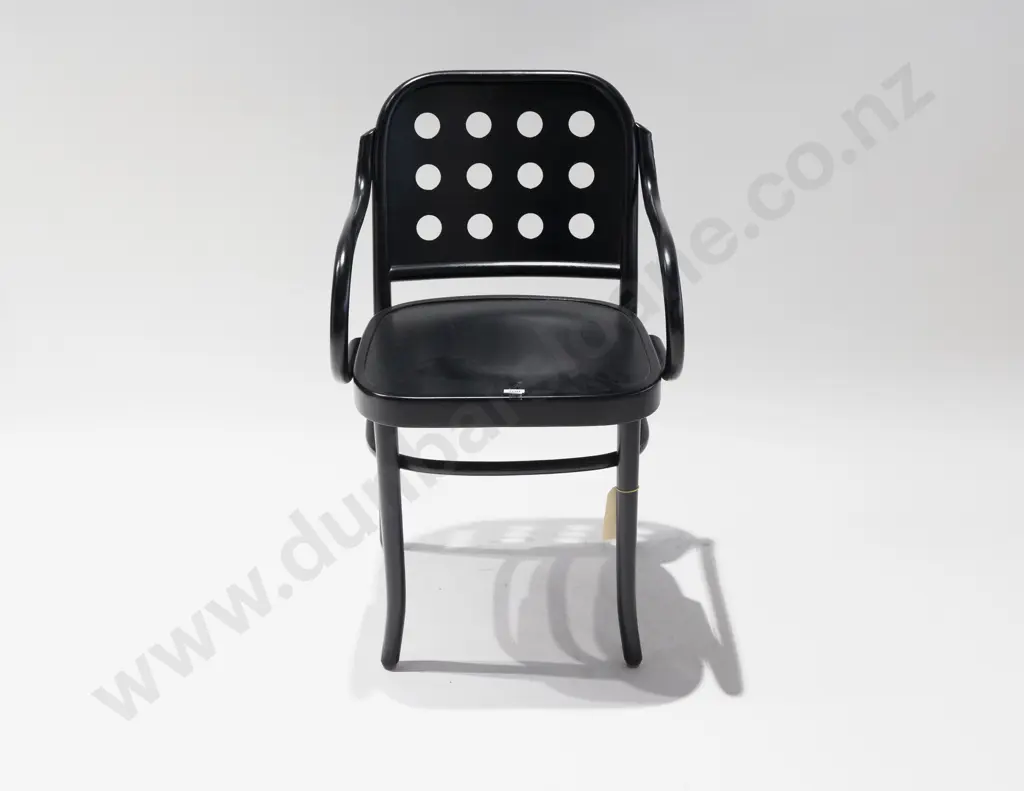 Thonet Oswald Black Armchair Image 1++