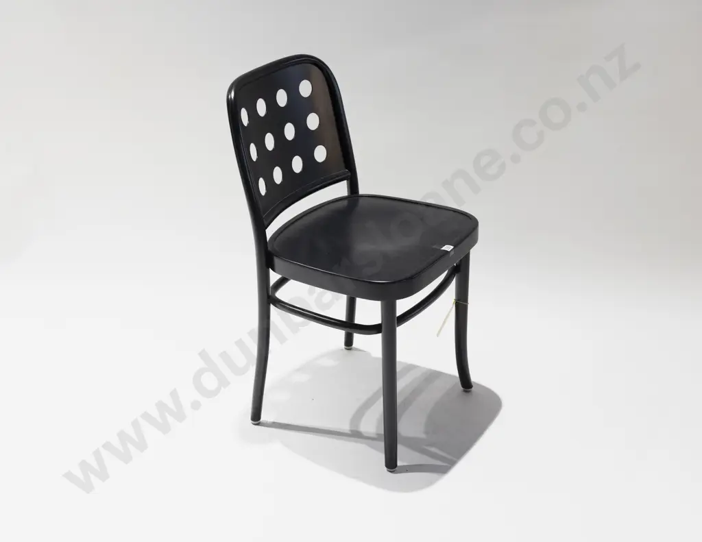 Thonet Oswald Black Chair Image 1++