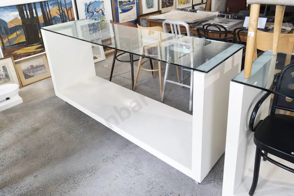 Large Glass Top Trolley Display Unit Image 1++