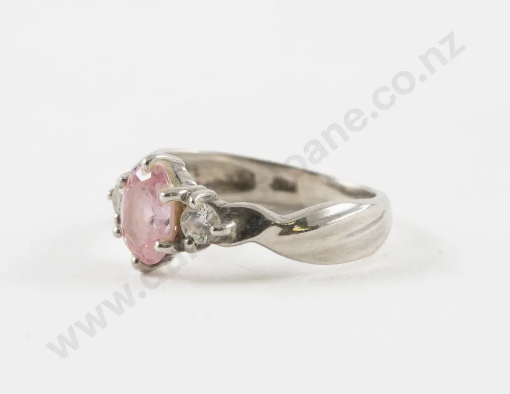 S/S Three Stone Pink and Clear Crystal Ring Image 1++