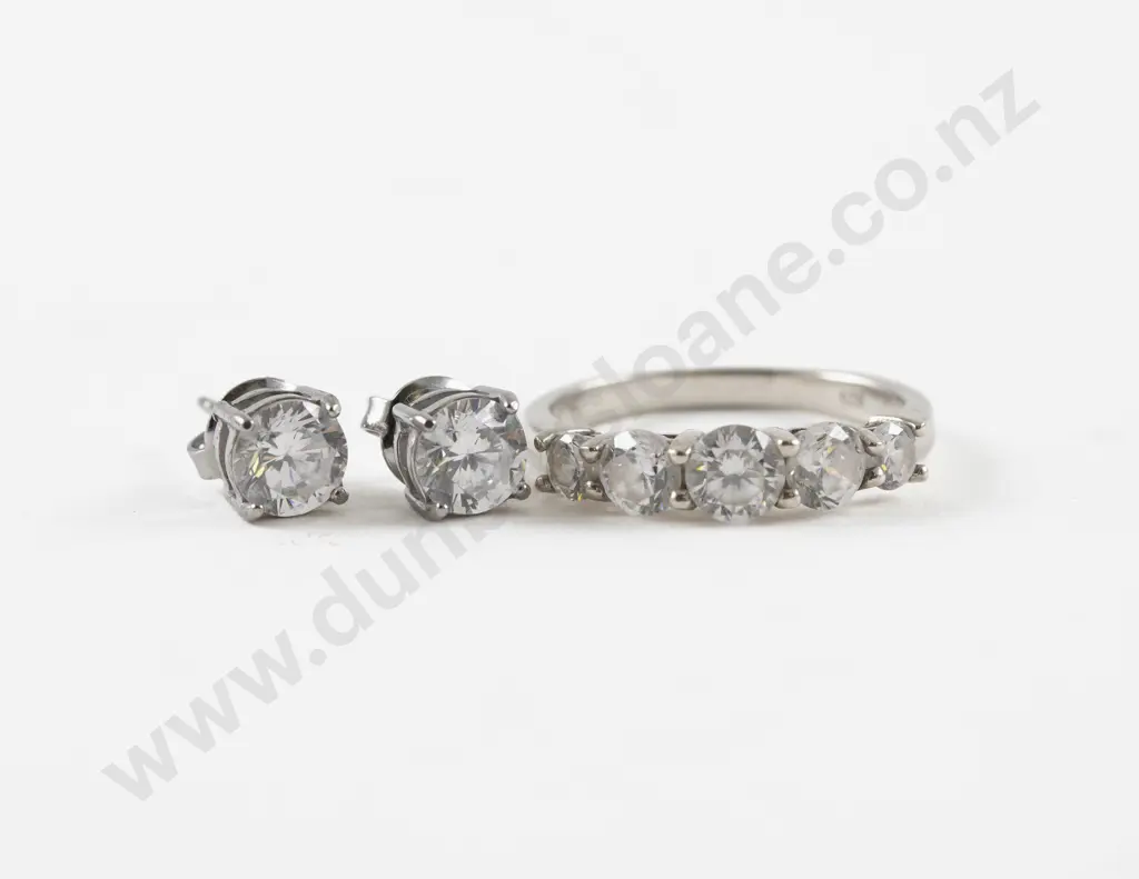 S/S Five Stone Clear Crystal Band Ring with Matching Earrings Image 1++