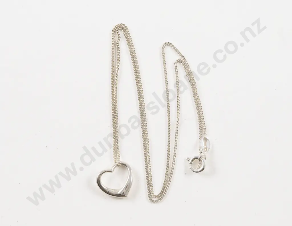 S/S Heart Pendant Image 1++