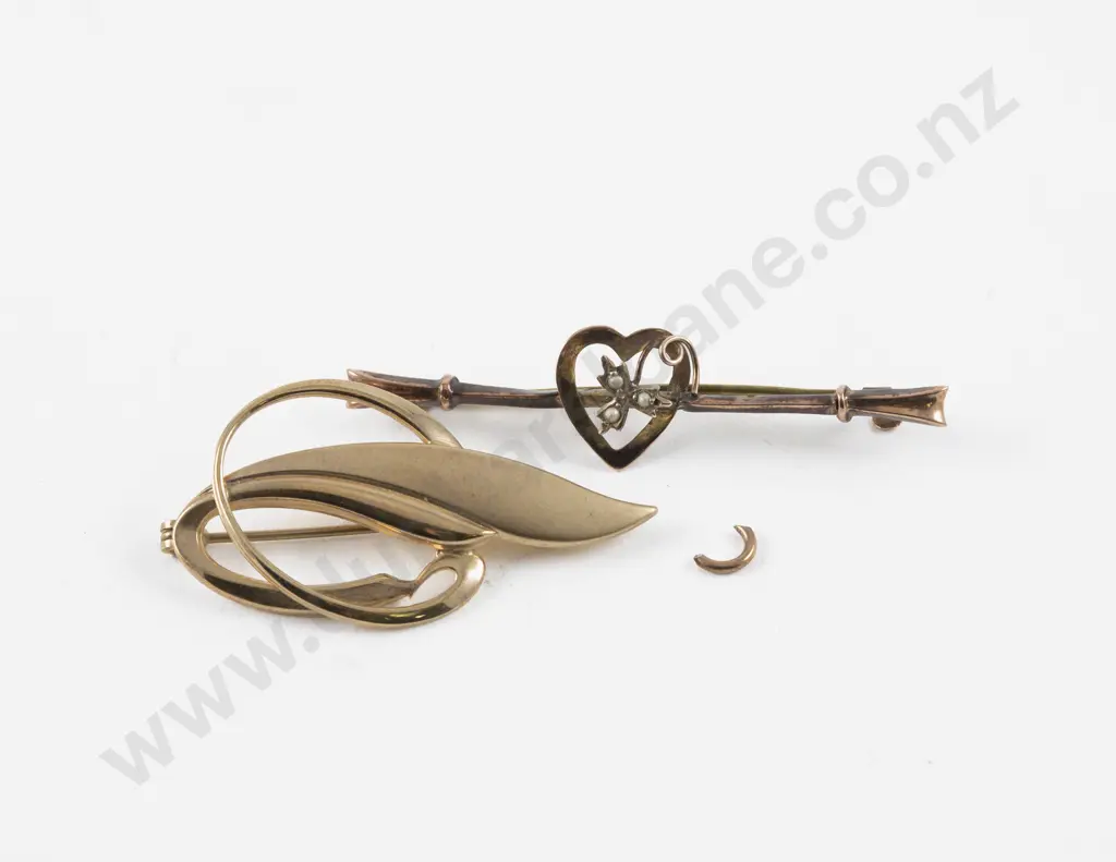 Victorian 9ct Seed Pearl Heart Stick Pin Image 1++