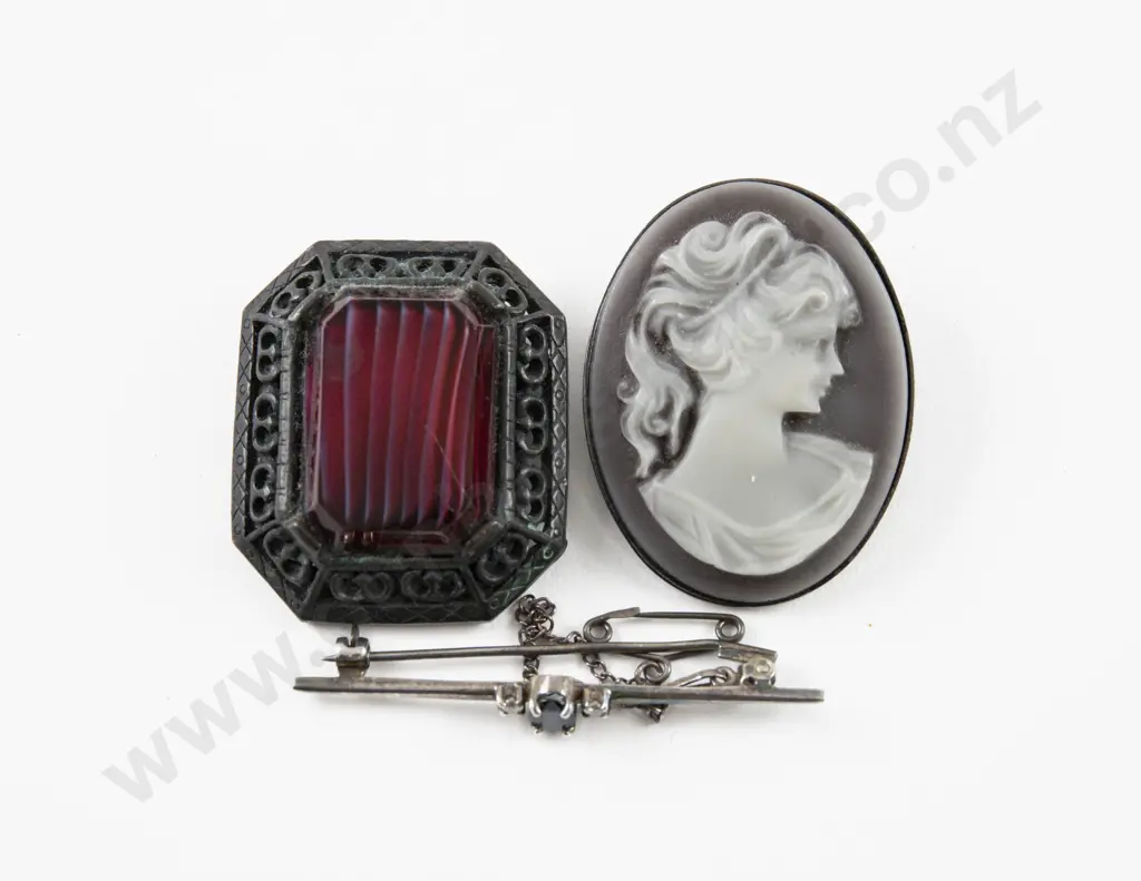 S/S Three Stone Sapphire Glass and Cubic Zirconia Bar Brooch Image 1++