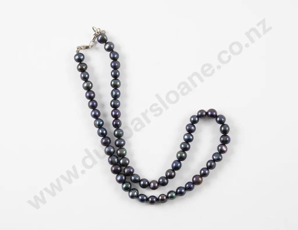 Single Strand Uniform Fresh Water Pearl Necklace Image 1++