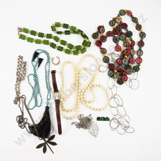 Collection of Assorted Costume Jewellery