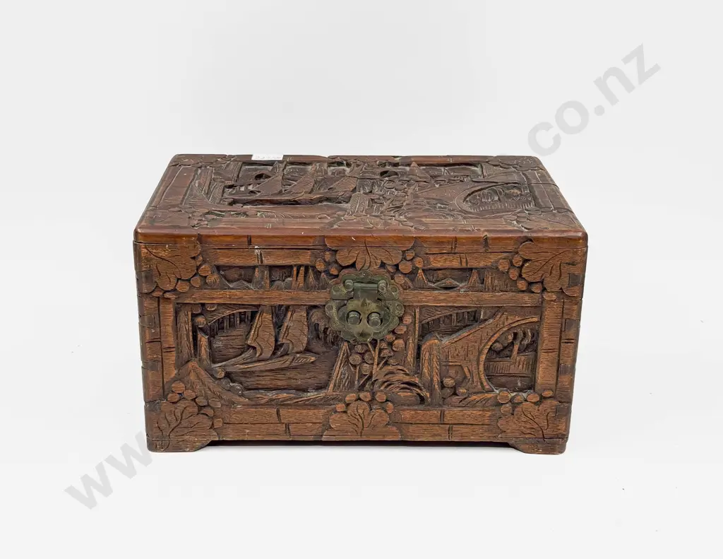 Small Carved Camphorwood Box Image 1++