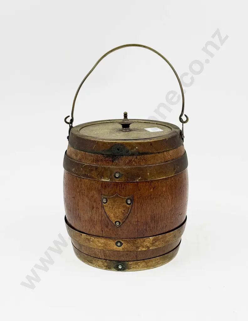 Vintage Oak Biscuit Barrel Image 1++