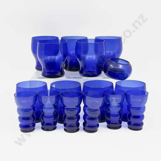Qty of Assorted Blue Coloured Glassware