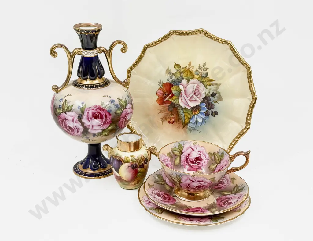 A Signed Aynsley Vase together with Small Orchard Gold Vase Image 1++